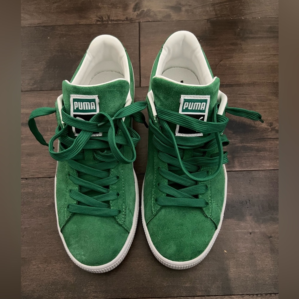 Never worn men’s Puma Shoes